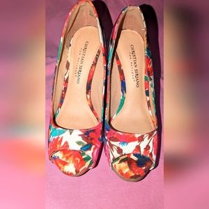 Beautiful shoes Christian Siriano For Payless. Size 6.5 (used)